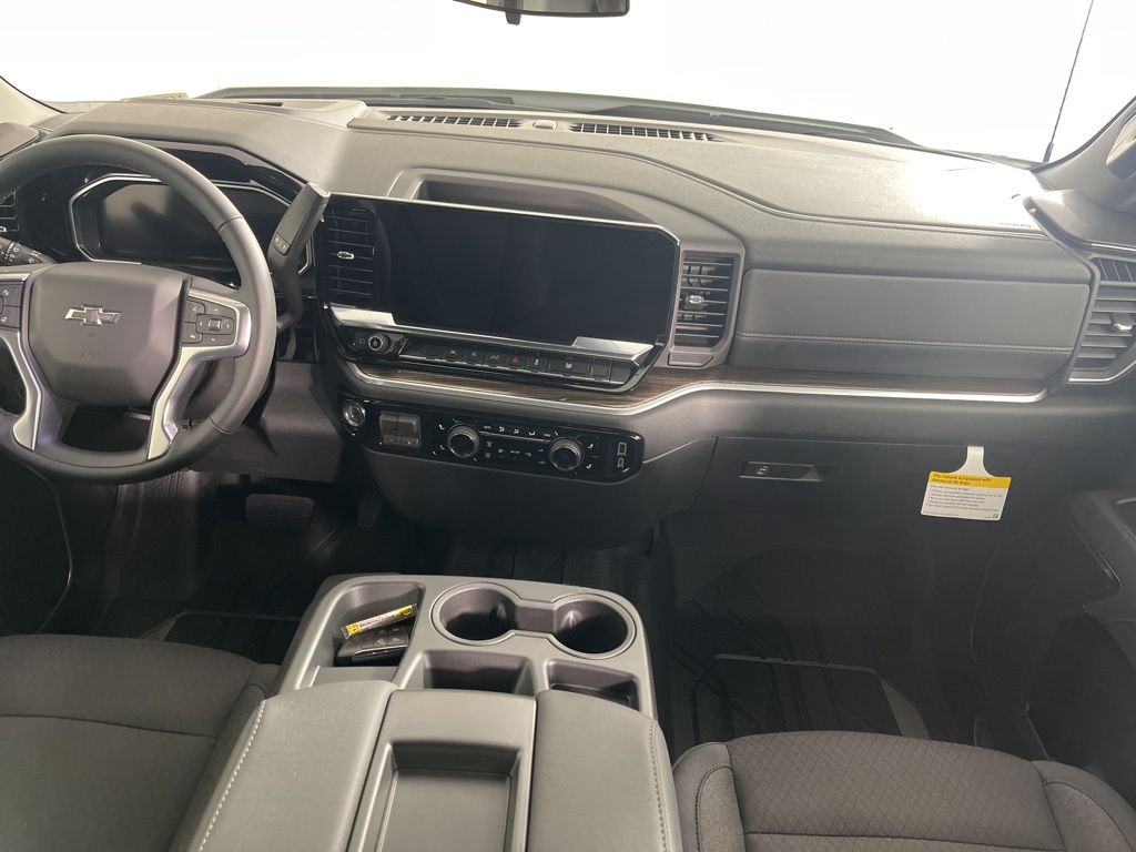 Thumbnail: 2026 Chevrolet Silverado 1500 - 15