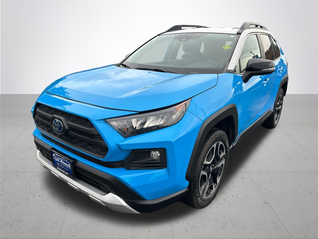 2019 Toyota RAV4 Adventure photo 2