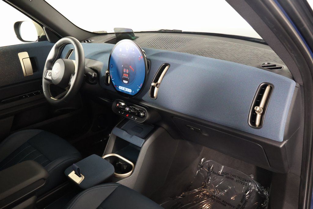 Thumbnail: 2026 MINI Cooper Countryman - 9