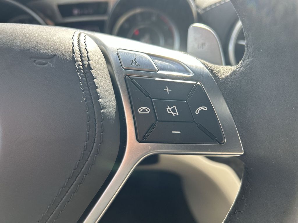 Thumbnail: 2015 Mercedes-Benz SL-Class - 27