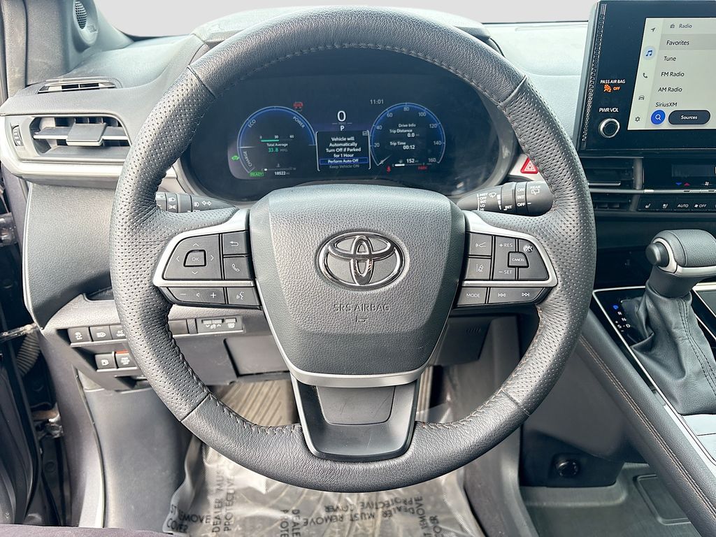 Used 2025 Gray Toyota Limited image 11
