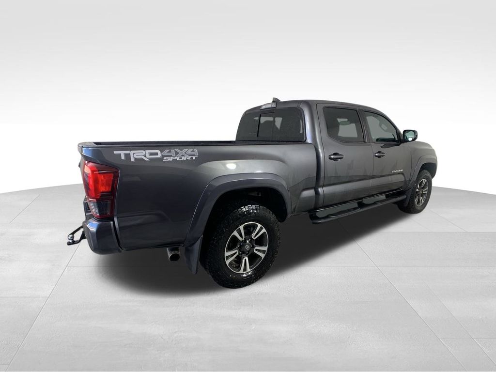 2019 Toyota Tacoma TRD Sport 6