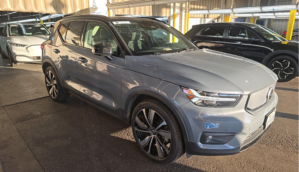 Thunder Gray Metallic 2021 Volvo XC40 Recharge SUV / Crossover All-Wheel Drive Automatic
