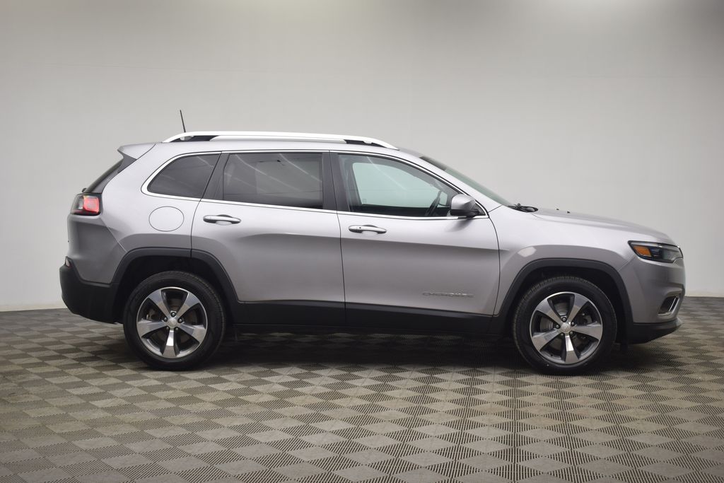 used 2019 Jeep Cherokee car, priced at $17,000