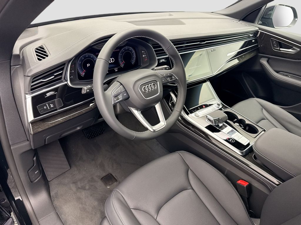 Thumbnail: 2026 Audi Q8 - 9