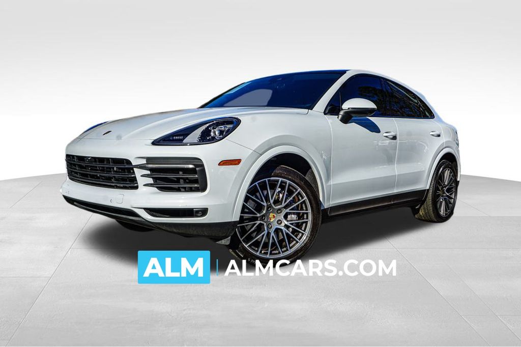 2023 Porsche Cayenne Coup Base's photo
