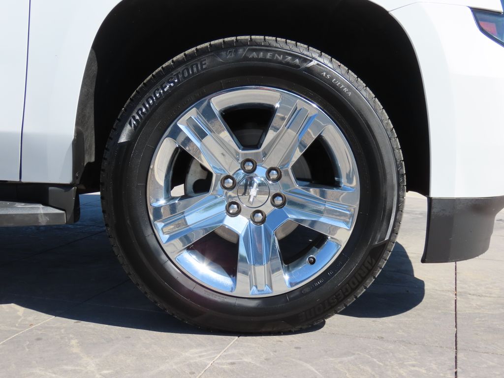 2016 Chevrolet Tahoe LT 32