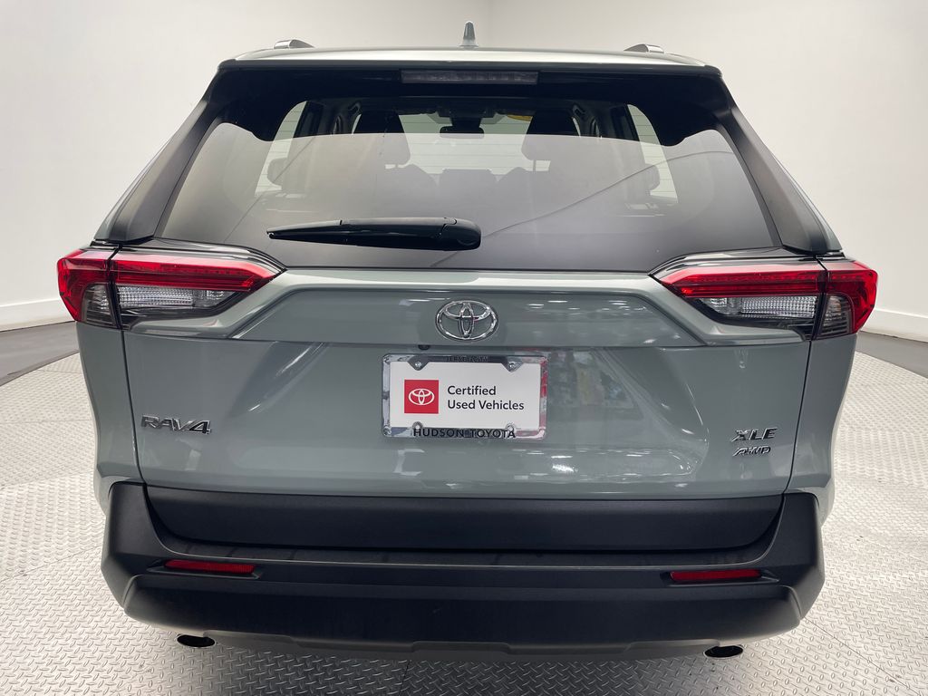 2023 Toyota RAV4 XLE 6