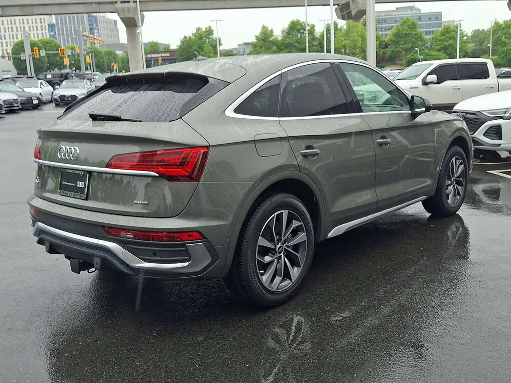 Thumbnail: 2023 Audi Q5 - 4