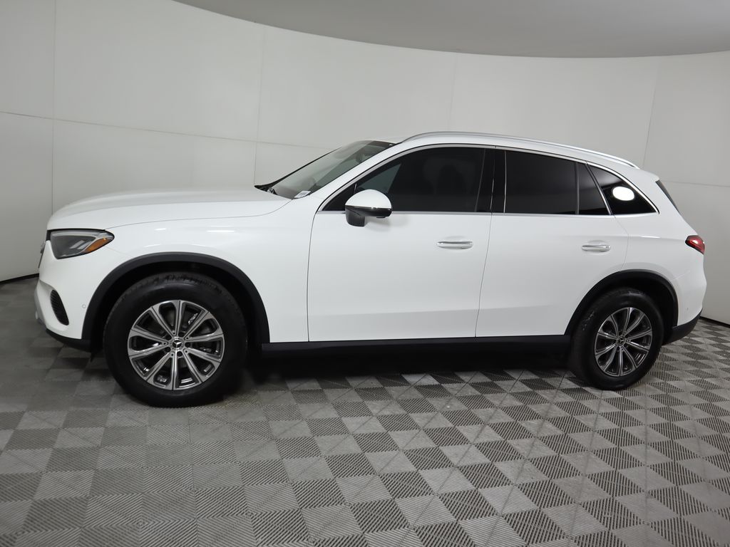 Thumbnail: 2024 Mercedes-Benz GLC - 8
