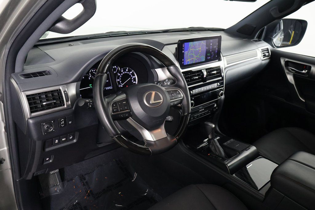 Thumbnail: 2023 Lexus GX - 7
