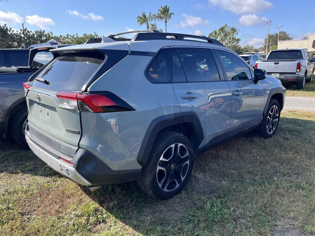 2019 Toyota RAV4 Adventure 3