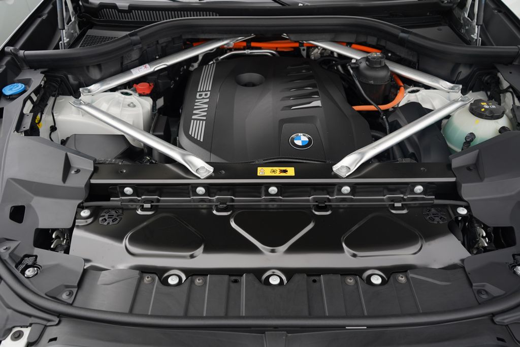 Thumbnail: 2026 BMW X5 - 18