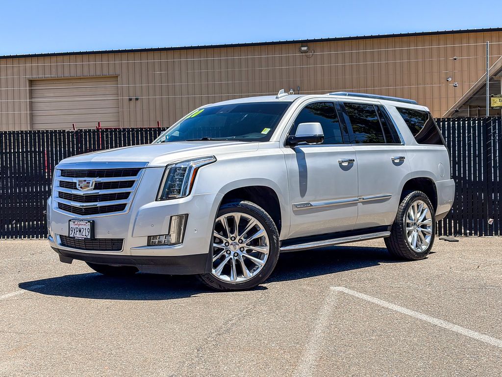 Radiant Silver Metallic 2020 Cadillac Escalade SUV / Crossover Four-Wheel Drive