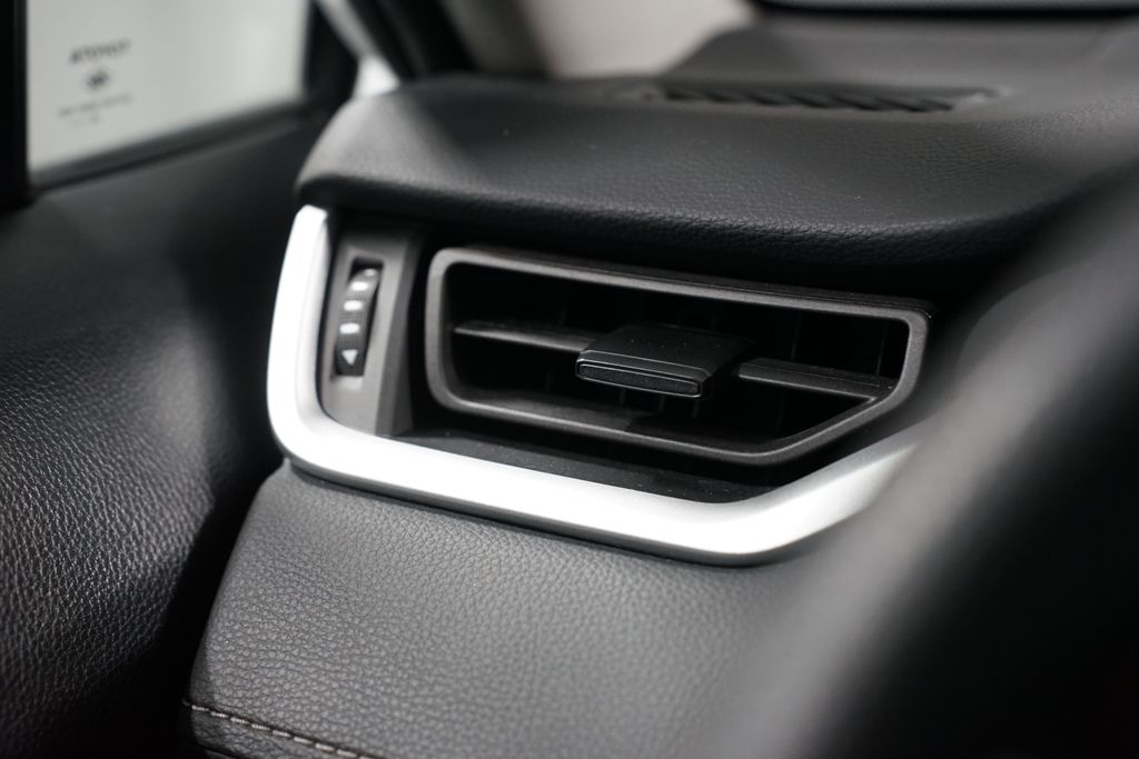 Thumbnail: 2024 Toyota RAV4 - 25