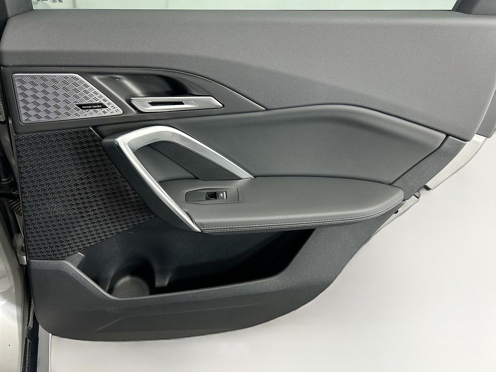 Thumbnail: 2025 BMW X1 - 25