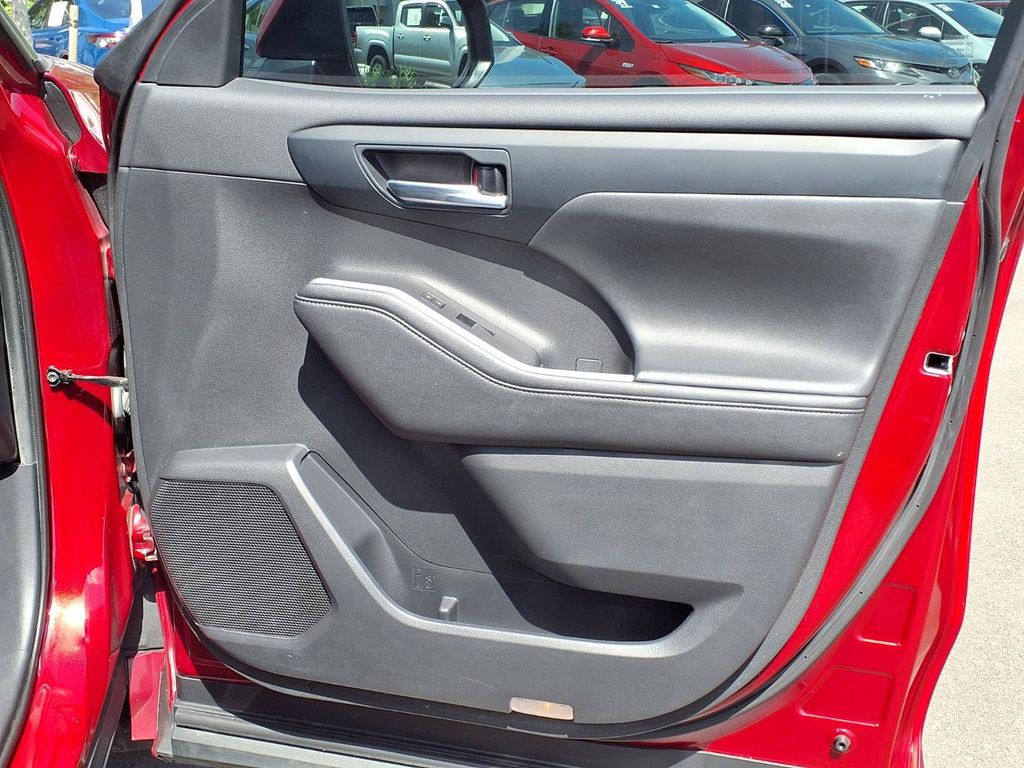 Used 2020 Toyota Highlander SUV