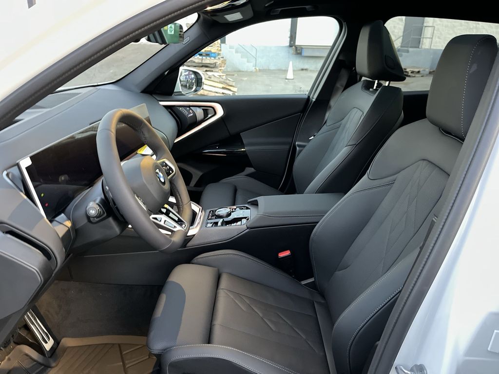 Thumbnail: 2026 BMW X3 - 11