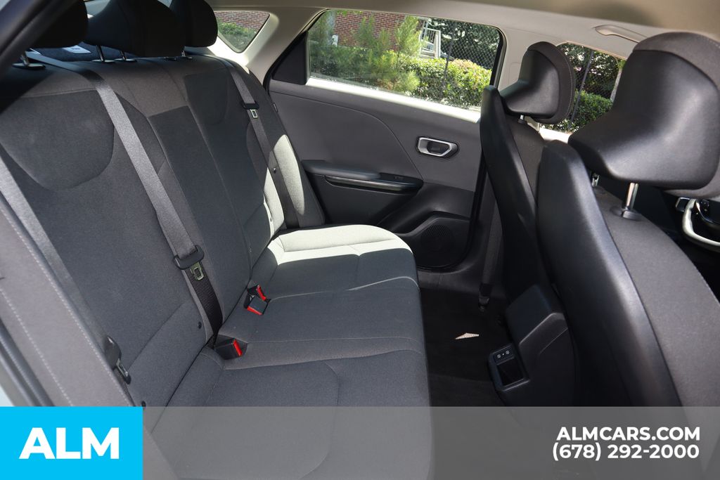 Used 2025 Blue Kia LXS image 21