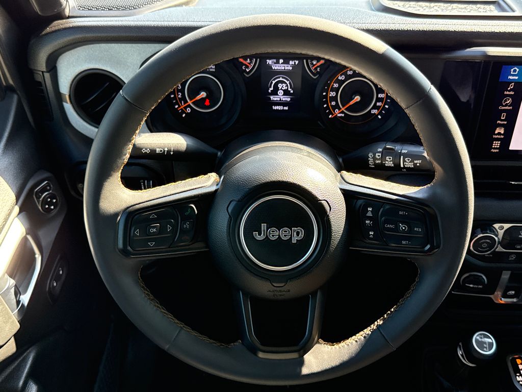 Used 2024 Jeep Wrangler SUV