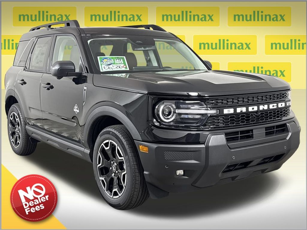 2025 Ford Bronco Sport Outer Banks's photo