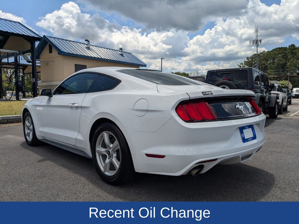 2017 Ford Mustang V6