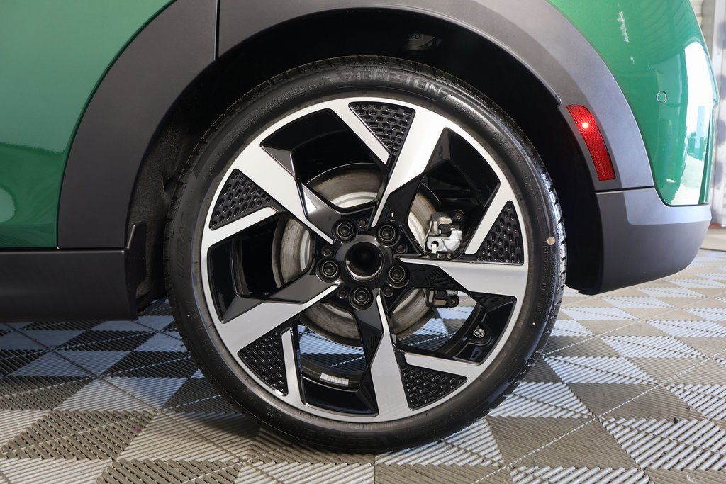 Thumbnail: 2026 MINI Cooper - 10