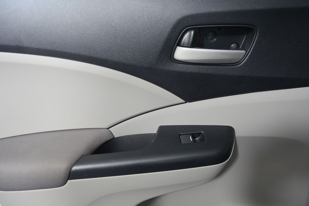 2014 Honda CR-V LX 13