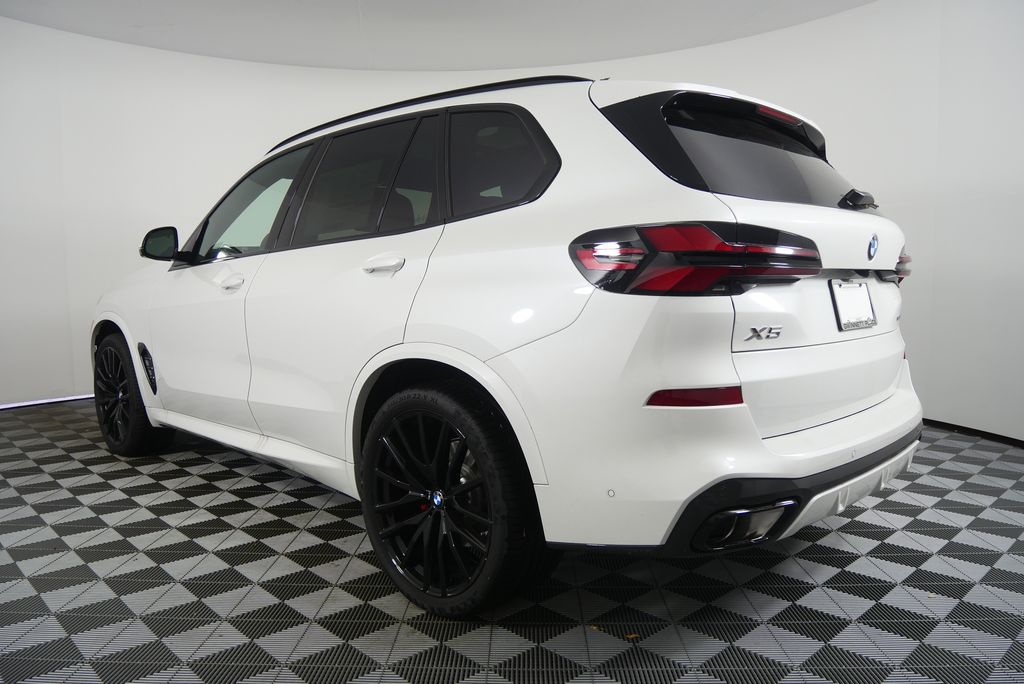 Thumbnail: 2026 BMW X5 - 19