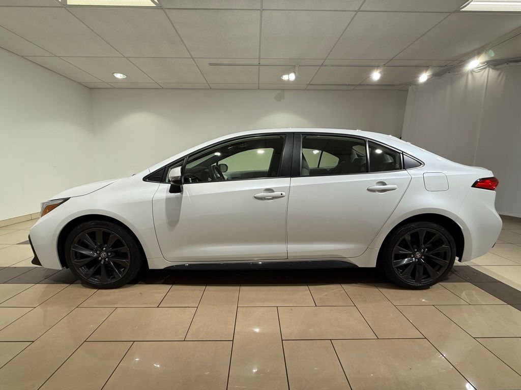 Thumbnail: 2024 Toyota Corolla - 2