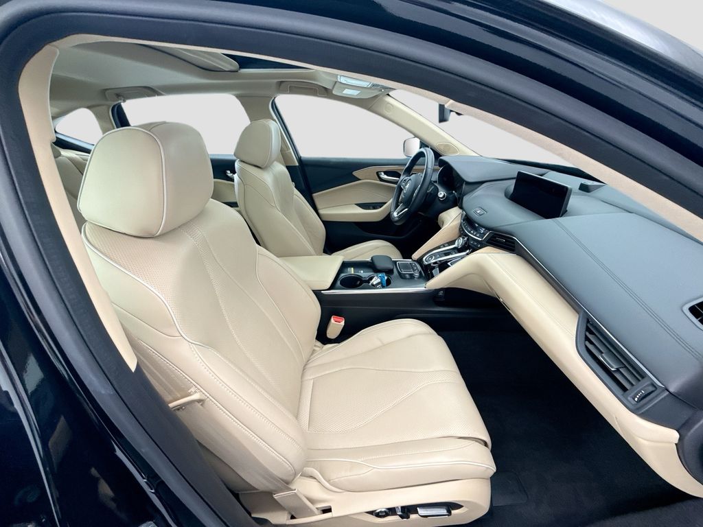Thumbnail: 2023 Acura TLX - 19