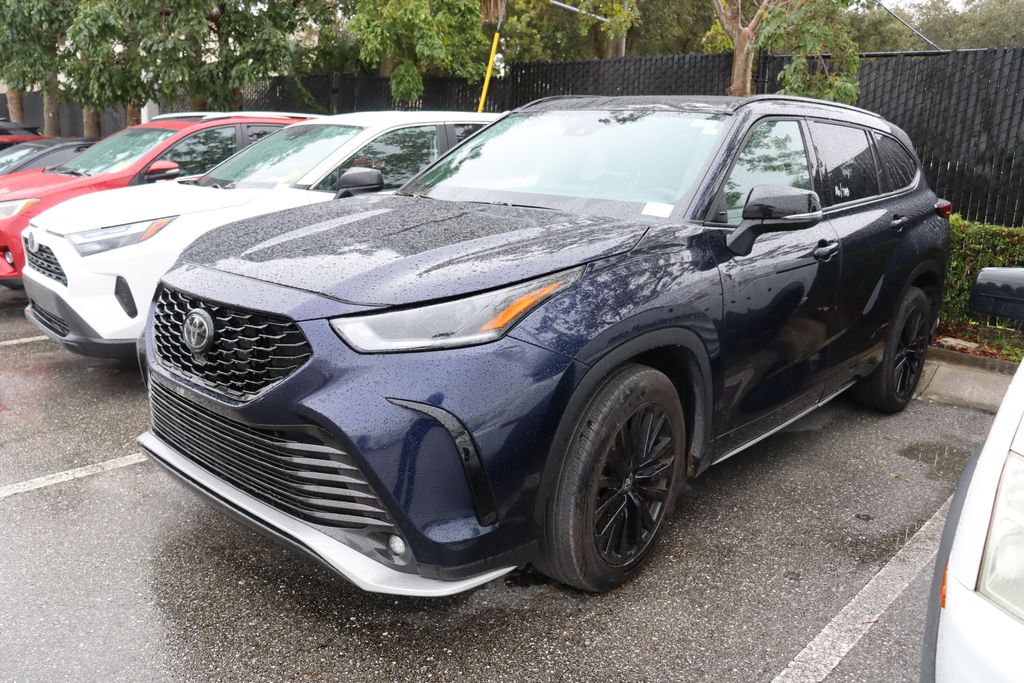 2024 Toyota Highlander XSE -
                West Palm Beach, FL