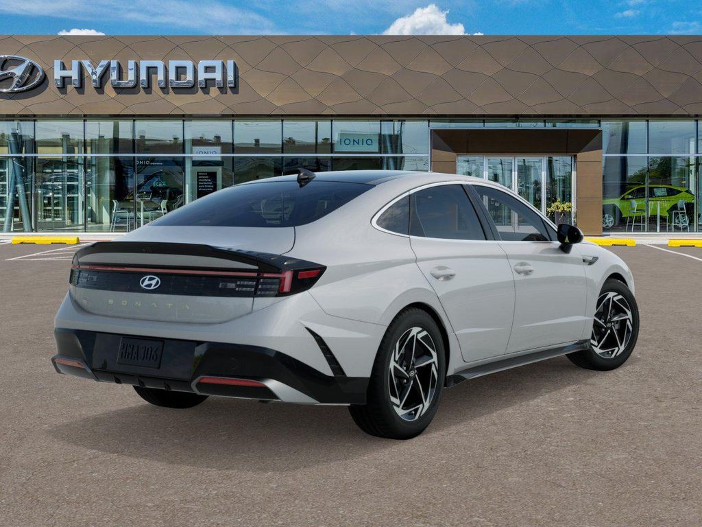 Thumbnail: 2025 Hyundai Sonata - 4