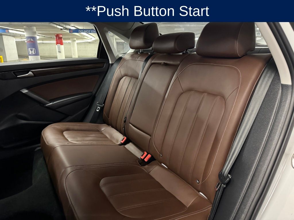 2022 Volkswagen Passat 2.0T Limited Edition 18