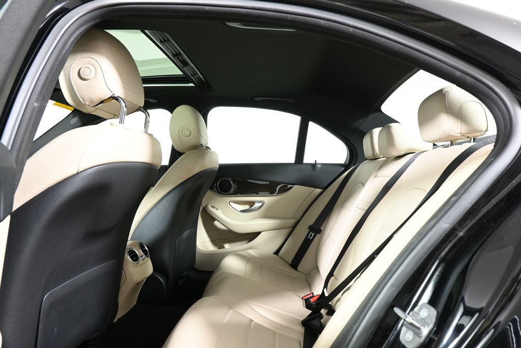 Thumbnail: 2018 Mercedes-Benz C-Class - 7