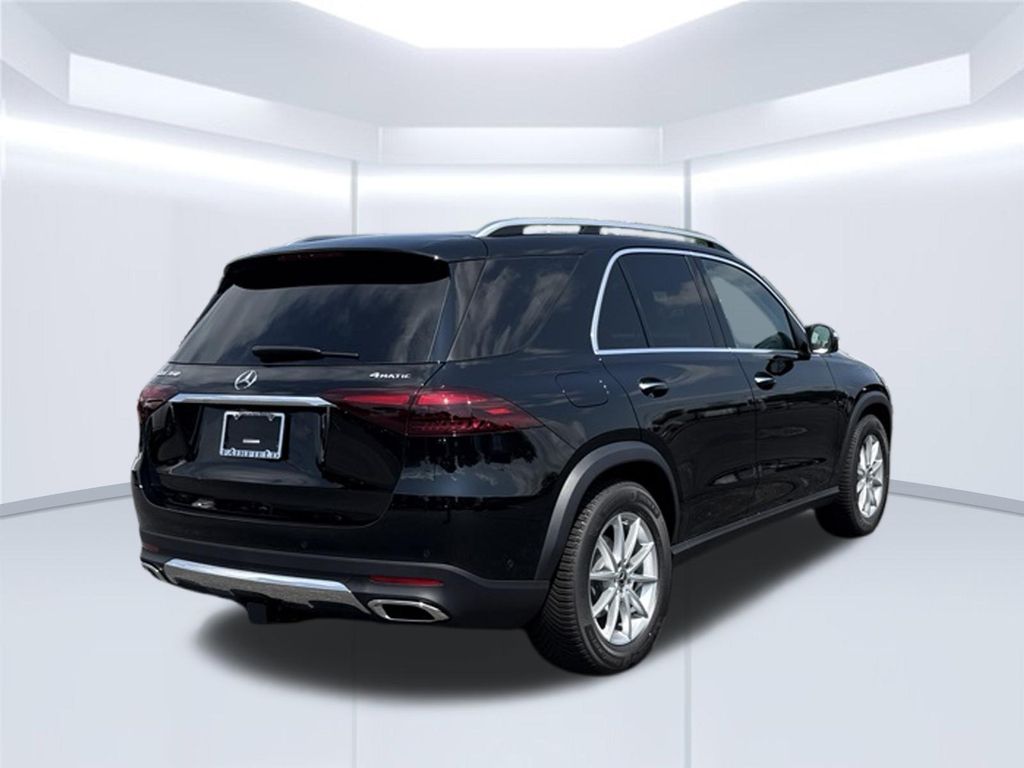 Thumbnail: 2026 Mercedes-Benz GLE - 5