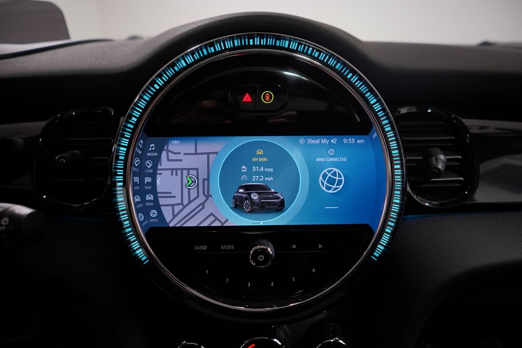 Thumbnail: 2023 MINI Cooper - 9