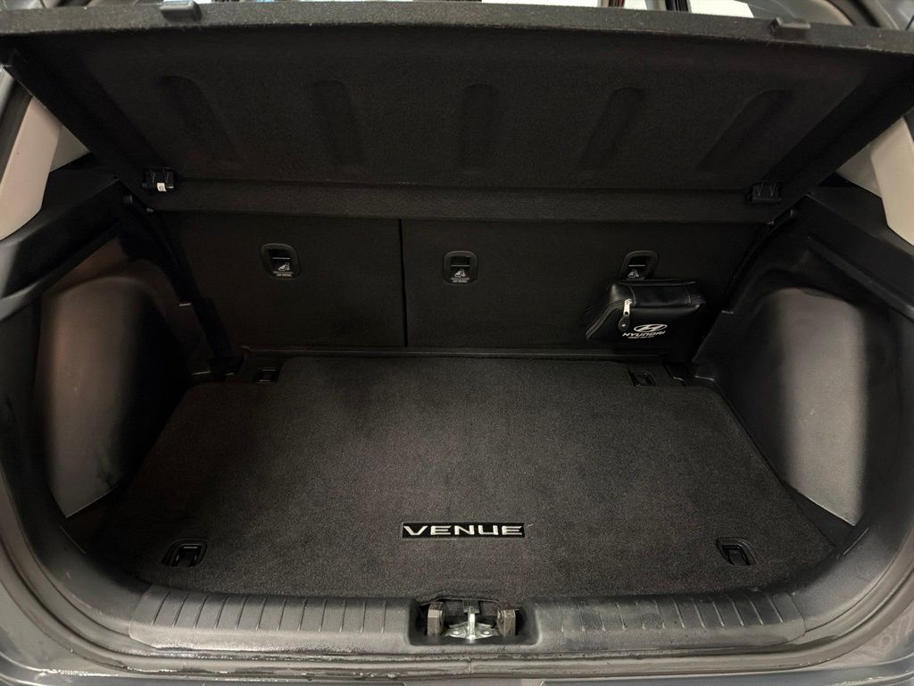 Used 2023 Hyundai Venue SUV
