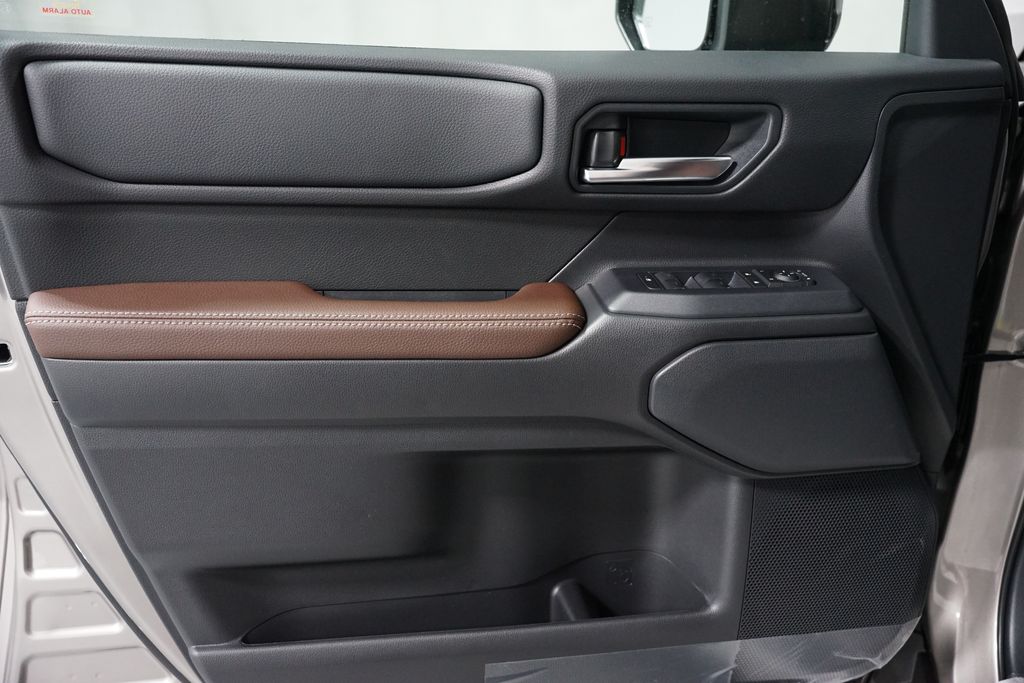 Thumbnail: 2026 Toyota Land Cruiser - 32