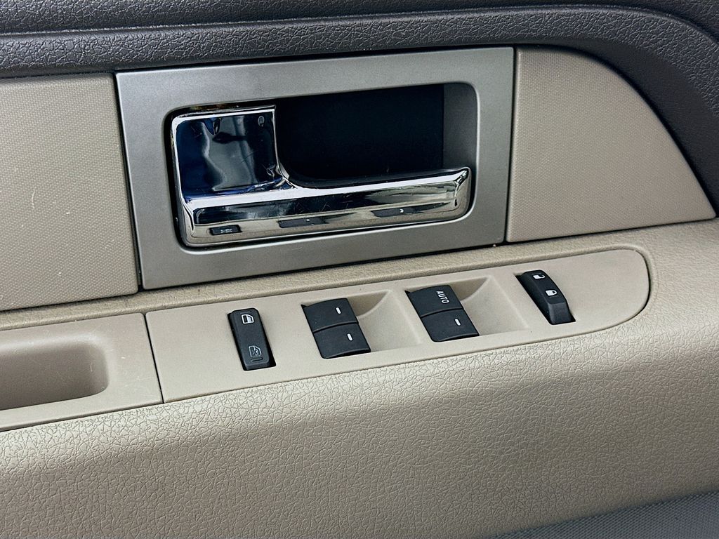 Thumbnail: 2010 Ford F-150 - 16