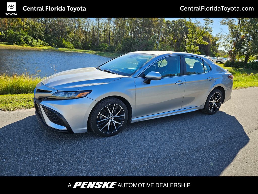 2021 Toyota Camry SE -
                Orlando, FL