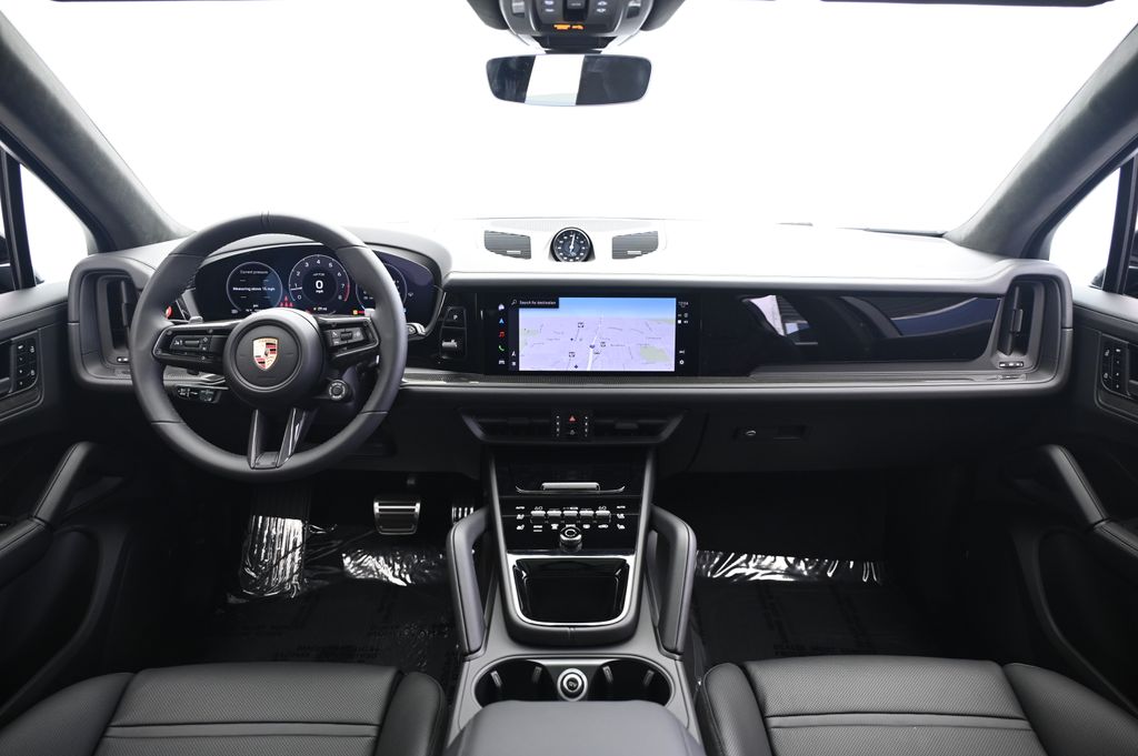 Thumbnail: 2025 Porsche Cayenne - 31