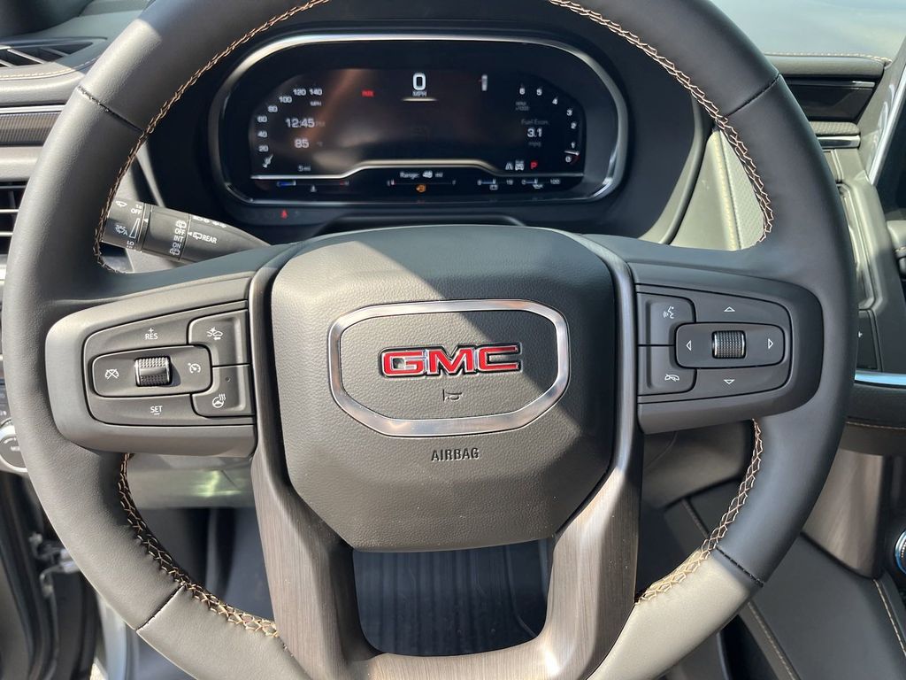 2024 GMC Yukon AT4 19