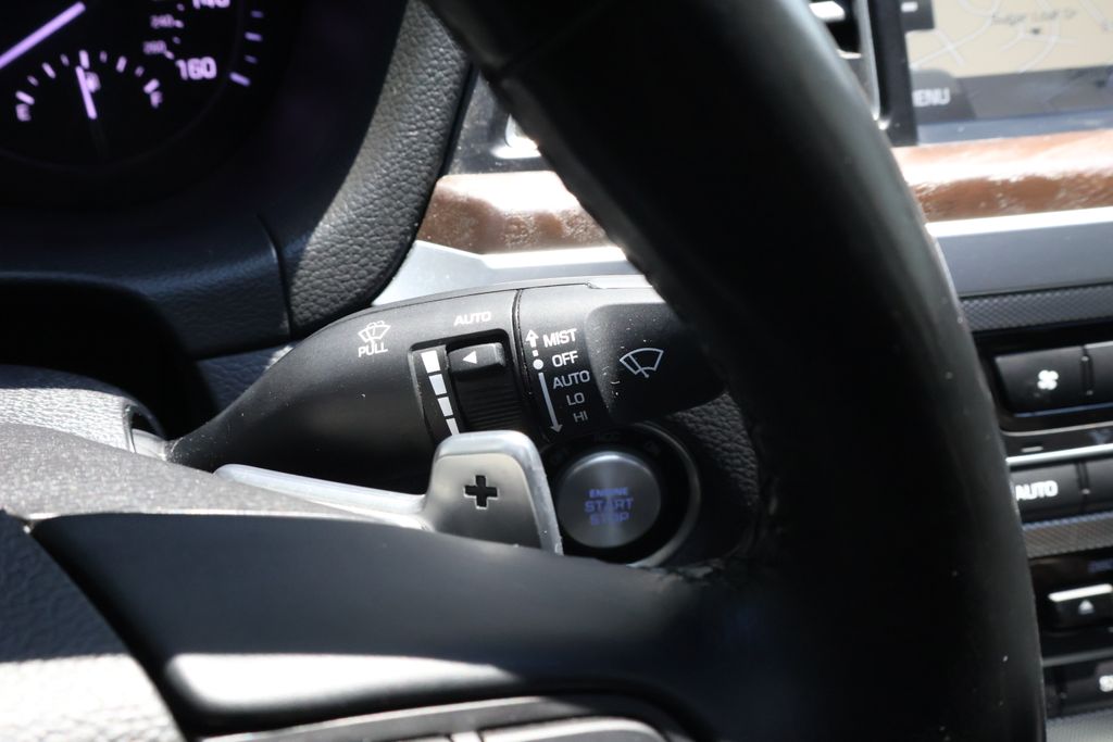 Thumbnail: 2018 Genesis G80 - 23
