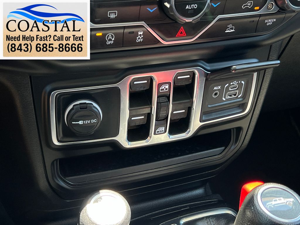 2022 Jeep Gladiator Altitude Silver at Bob King Buick GMC