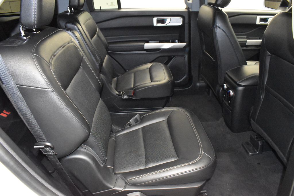 Thumbnail: 2023 Ford Explorer - 31