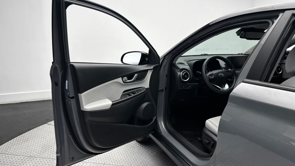 Thumbnail: 2023 Hyundai Kona - 18