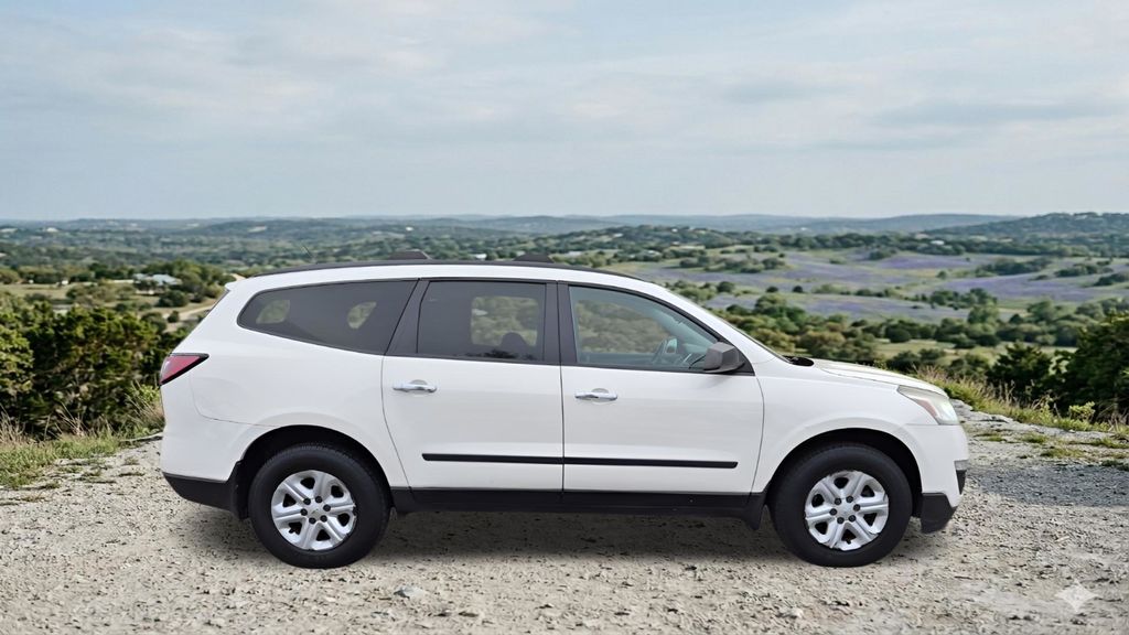 Used Car 2015 Chevrolet Traverse  Ls For Sale Under $10,000 In Austin, Texas