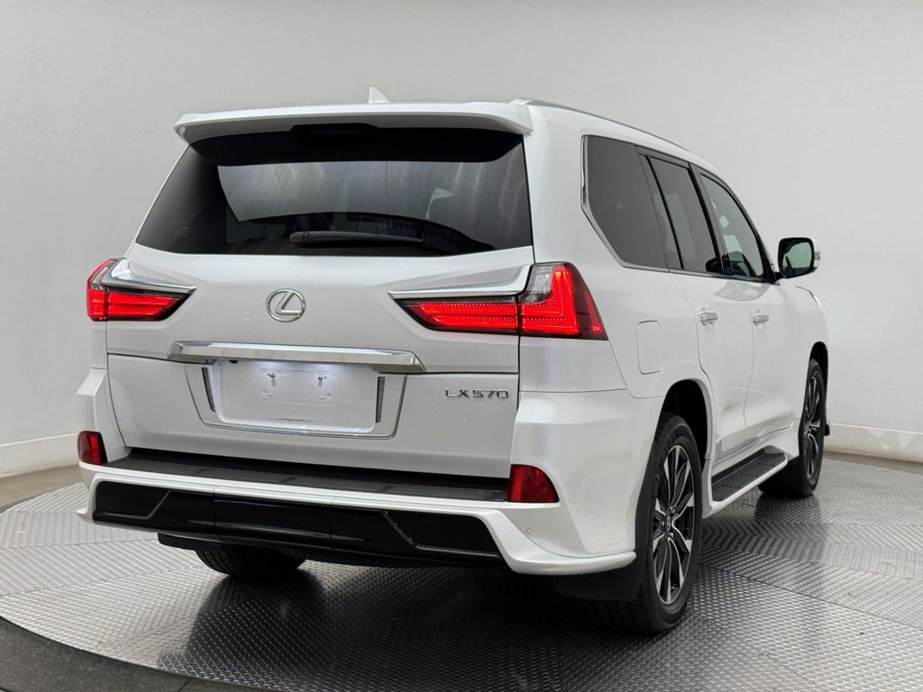 Thumbnail: 2021 Lexus LX - 14