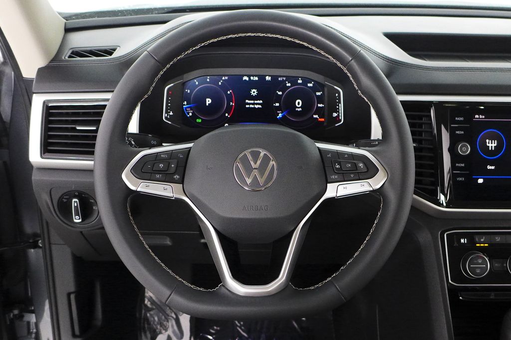 2023 Volkswagen Atlas SE 26